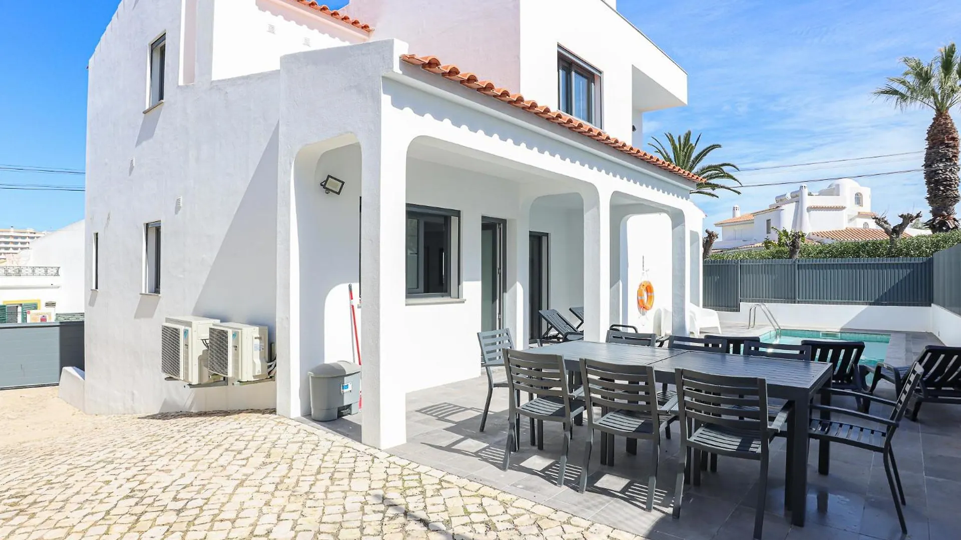 Villa Soares - Centro Albufeira - For Families - By Bedzy Portugal