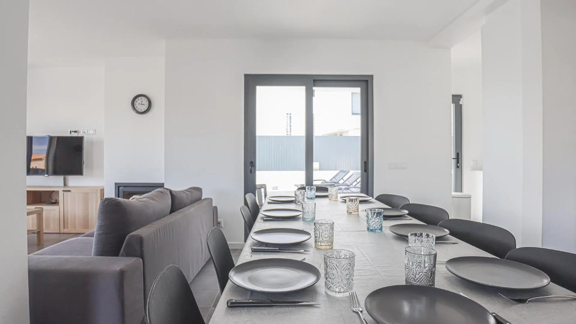 Villa Soares - Centro Albufeira - For Families - By Bedzy